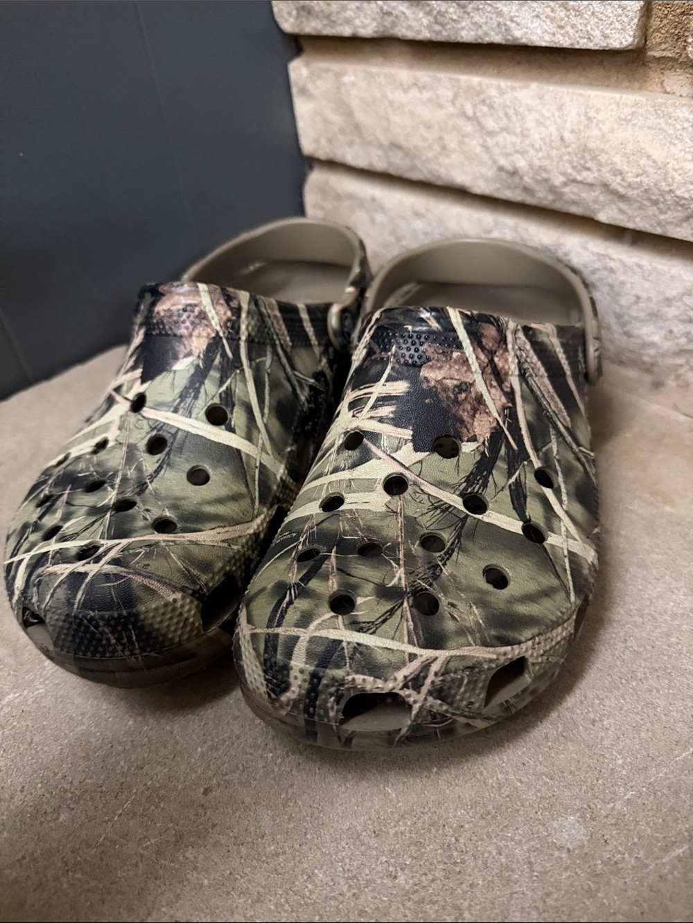 CROCS Realtree Camo Green Brown Slip-On Clogs